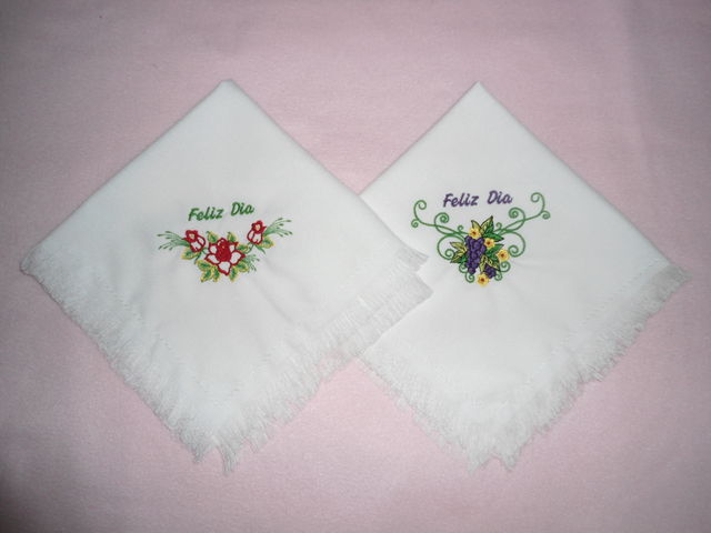 PARA EL DIA DE LA MADRE U OBSEQUIO PARA UN DIA ESPECIAL, TAMAÑO 40X40CM, EN LINO, MANTA O TERGAL, $25 CU, para comprar contactanos